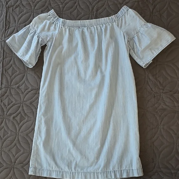 Blue Knee-Length Sundress with Puff Sleeves - Picture 2 of 9